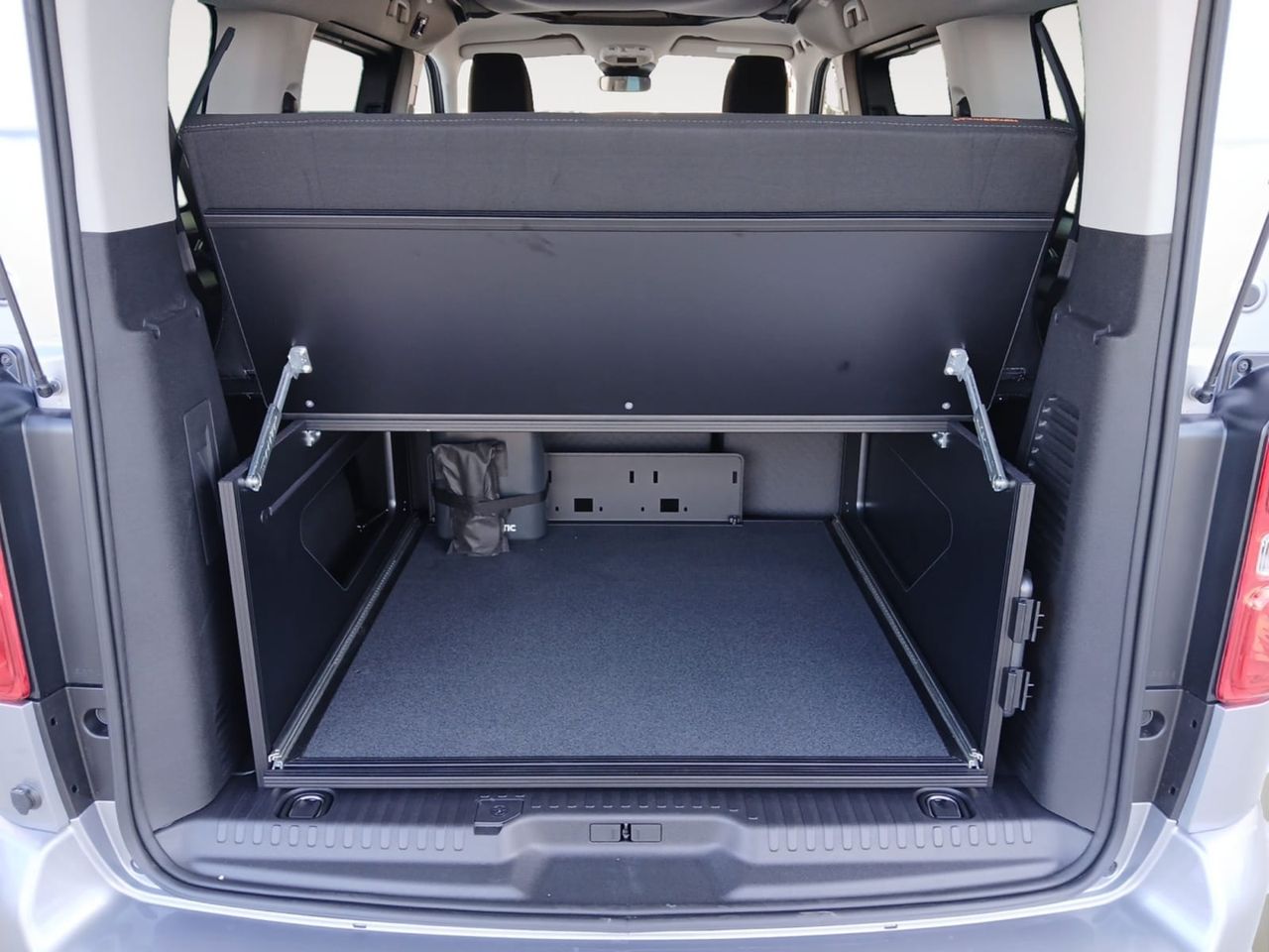 Citroën Spacetourer Plus Talla M BlueHDi 180 S&S EAT8 CAMPERIZADA