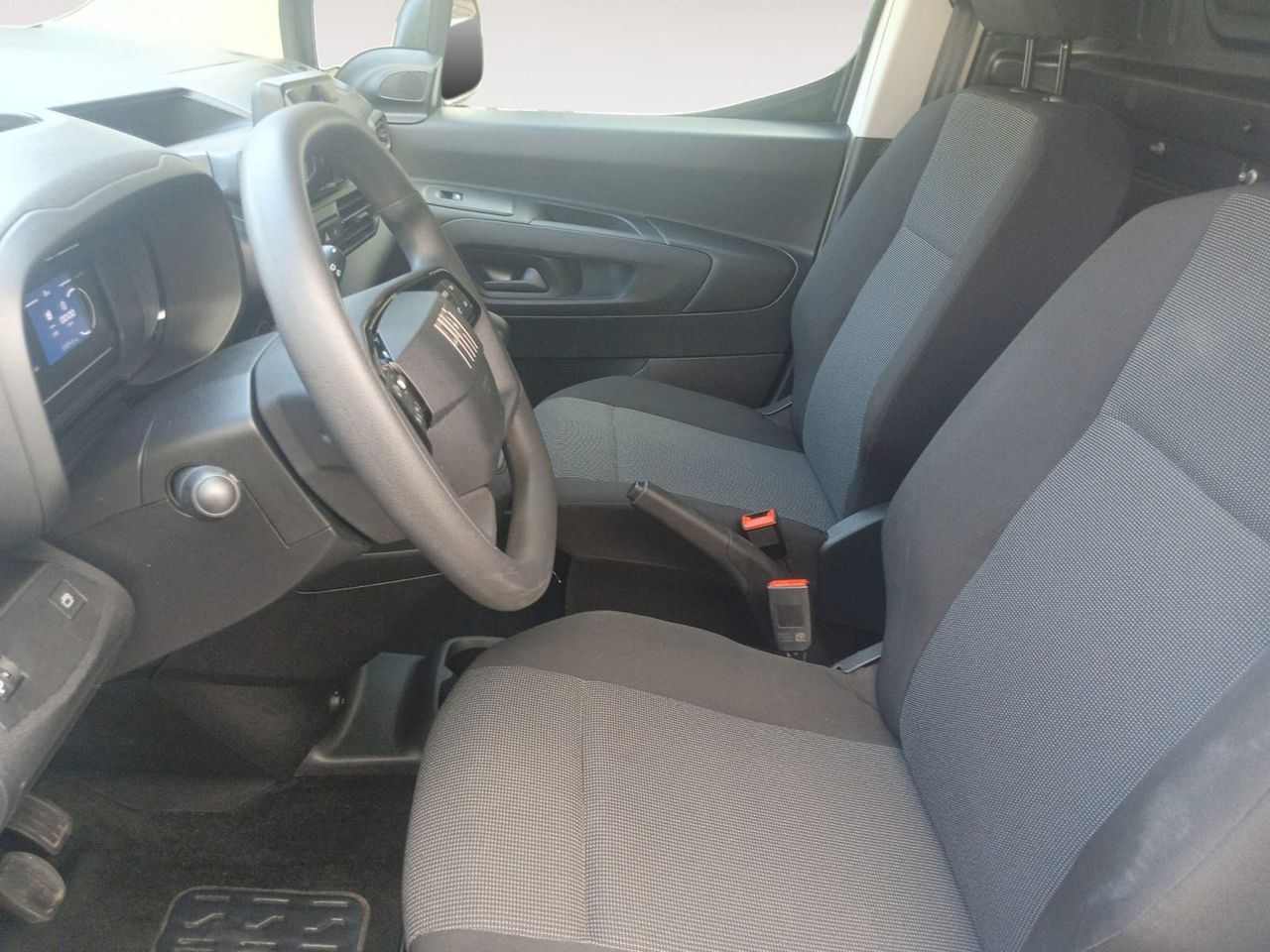 Fiat Doblò FURGON STANDARD 1.5 L 1000KG BHDI 100 CV