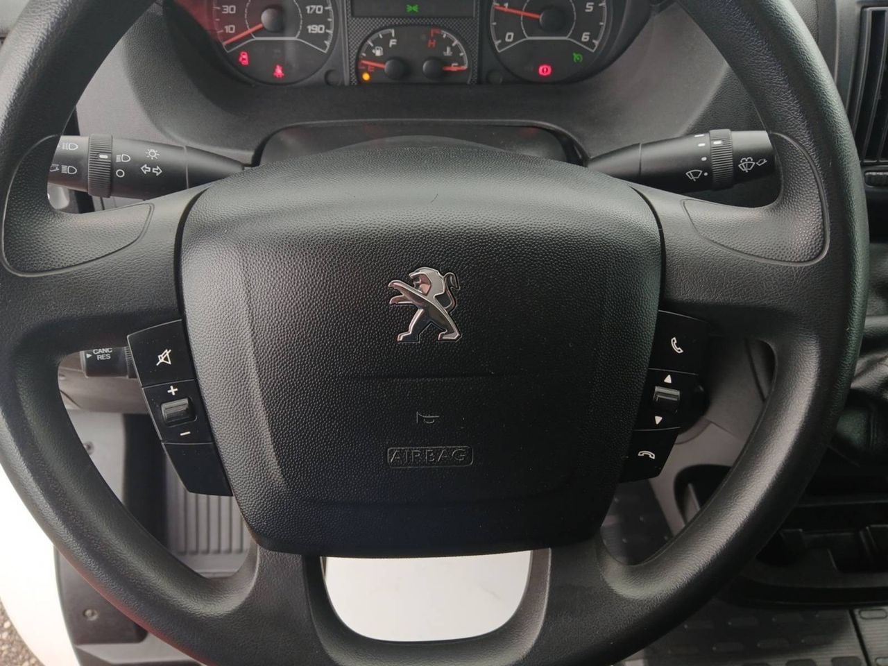 Peugeot Boxer  335 L3 H2 BHDI 103kW (140CV) S&S 6 V. M -