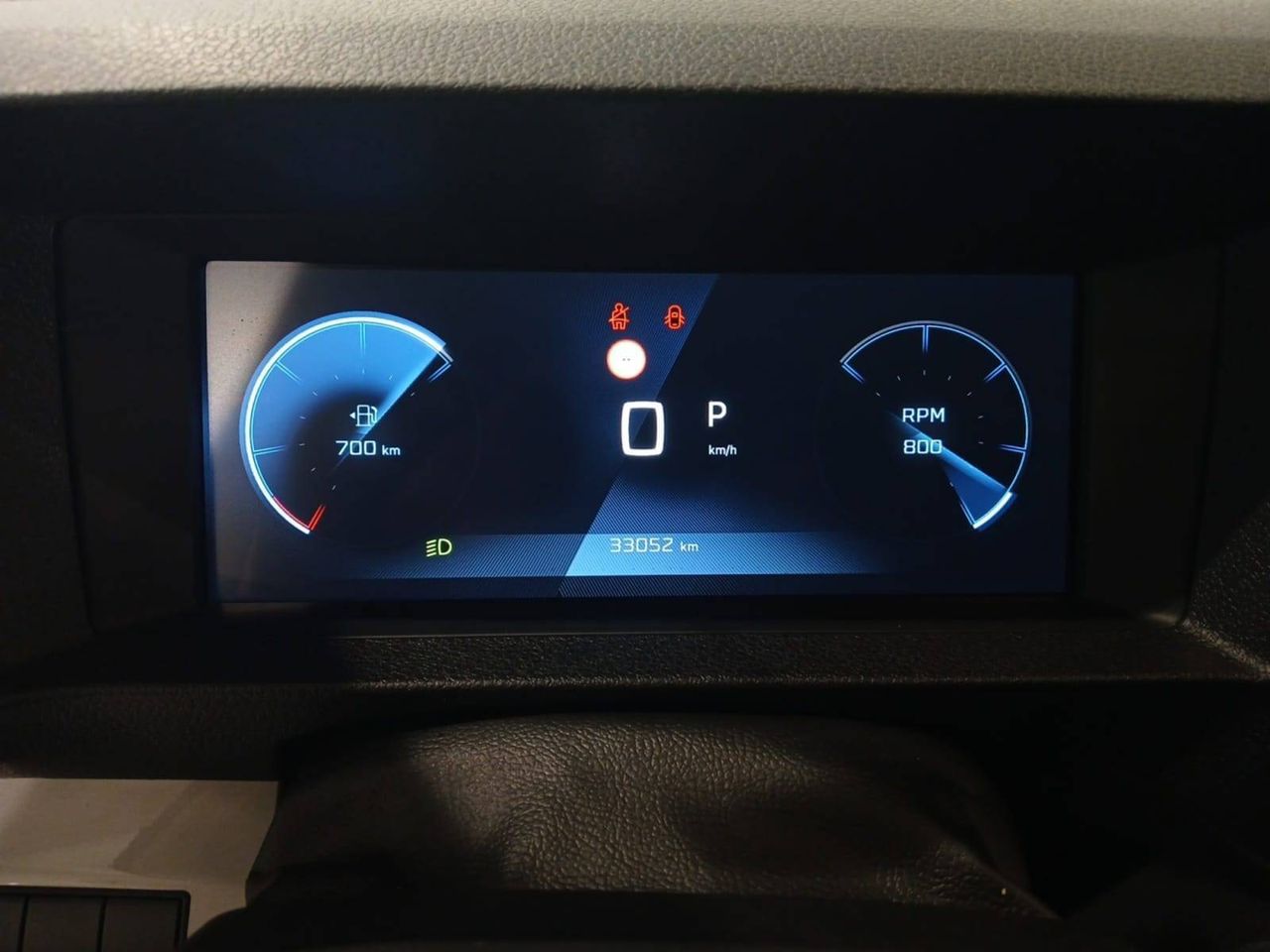 Peugeot Traveller   Long BlueHDi 180 S&S EAT8 Business