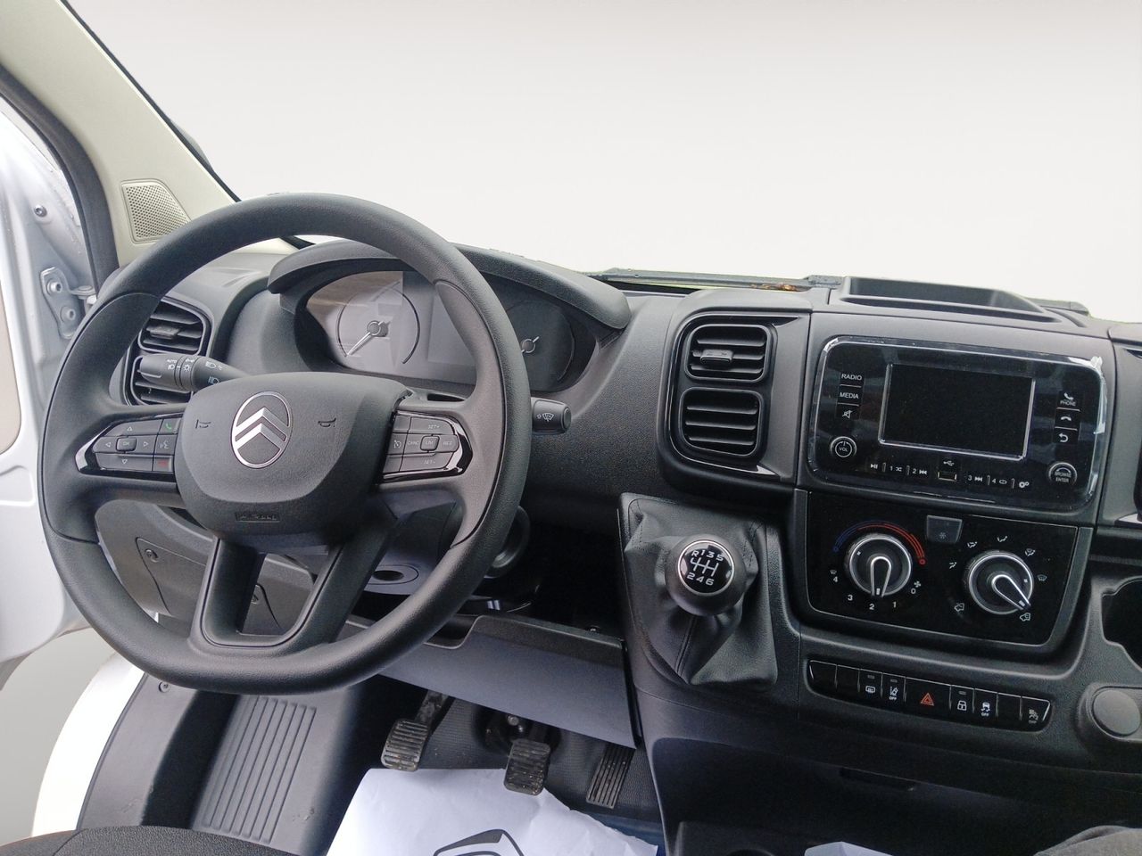 Citroën Jumper BHDI 140 CHASIS CABINA 3.5 HEAVY L3 H1