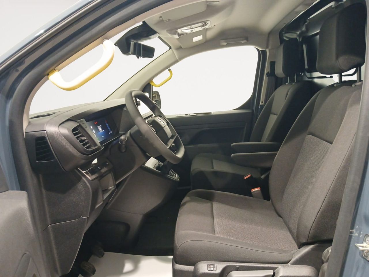 Opel Vivaro FURGON XL 120CV DIESEL MANUAL AMAZON