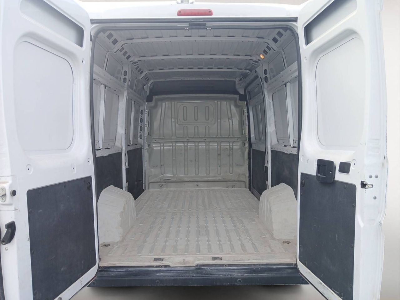 Citroën Jumper  BlueHDi 103KW (140CV) Furgón 35L2H2 -