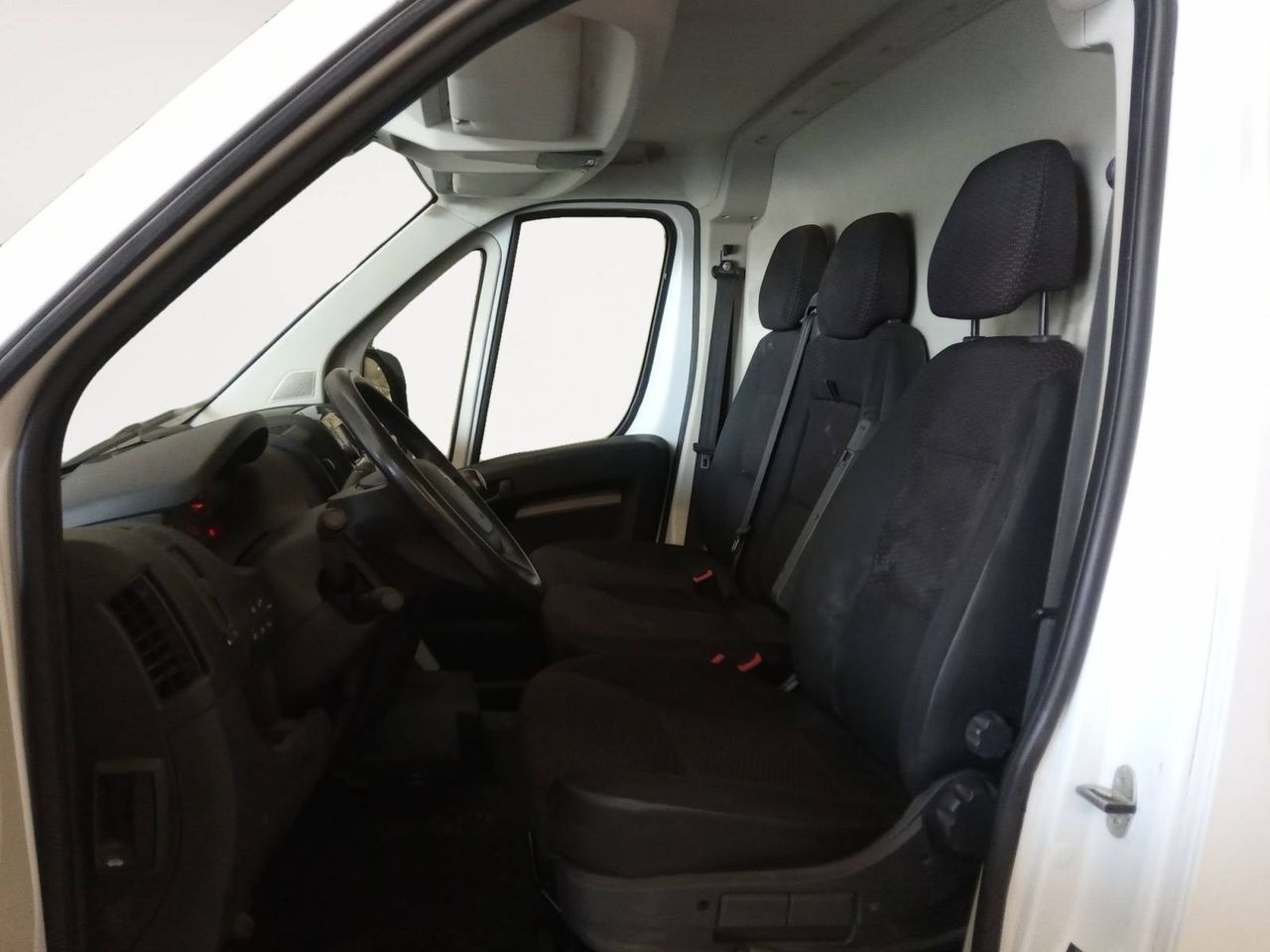 Peugeot Boxer   335 L2 H2 BHDI 103kW (140CV) S&S Pack